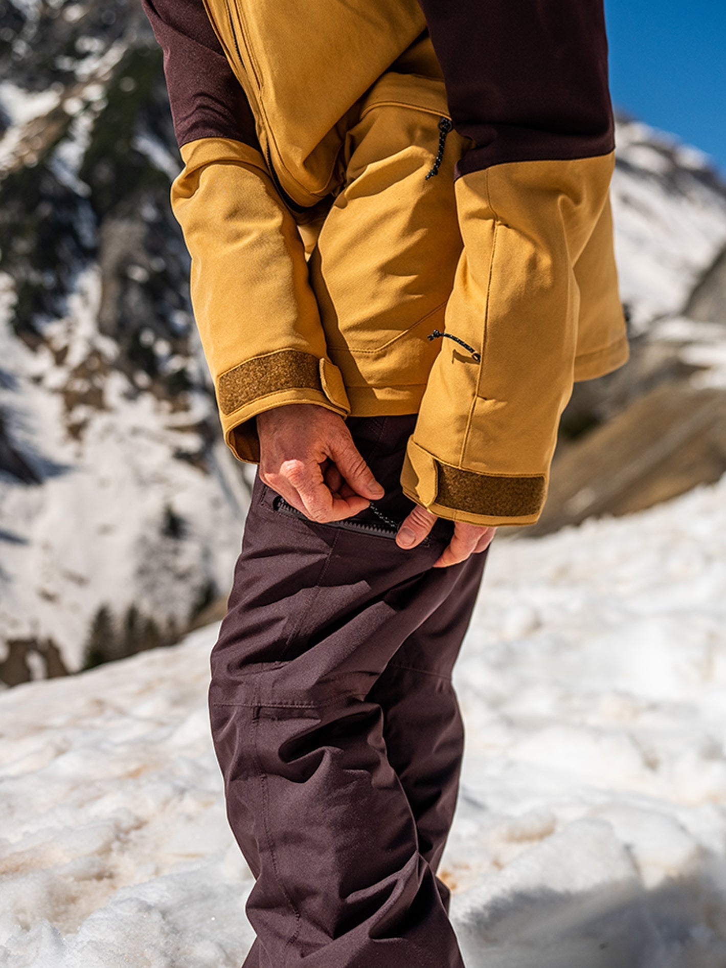 Knox Insulated Gore-Tex Snow Pants - Plum Black
