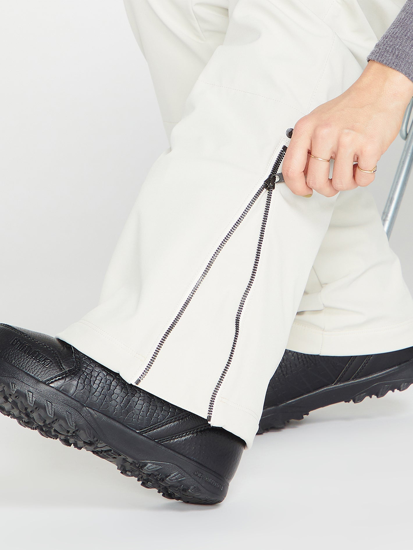 Battle Stretch High Rise Snow Pants - Off White