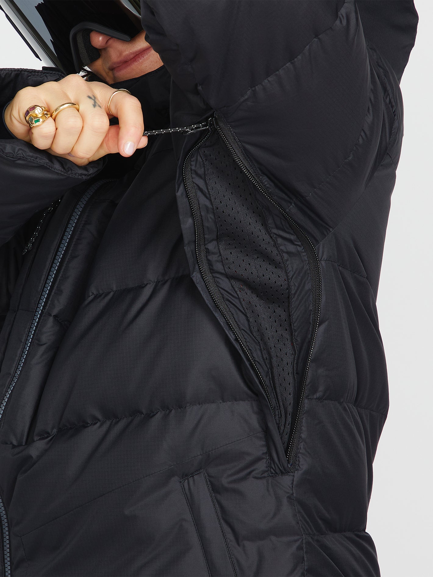 Lifted Daunenjacke – Schwarz (Unisex)