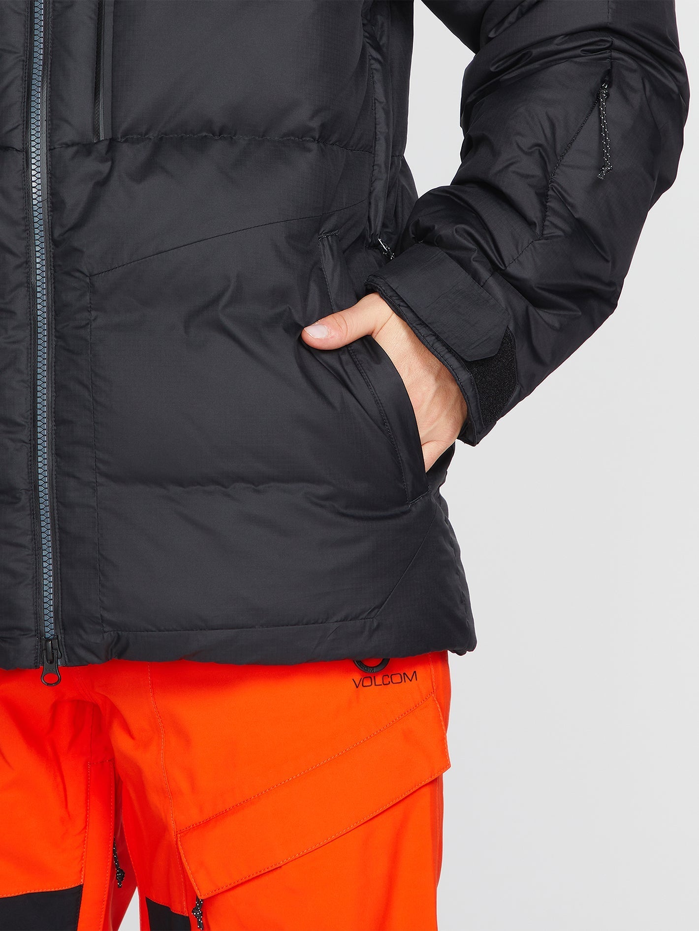 Lifted Daunenjacke – Schwarz (Unisex)