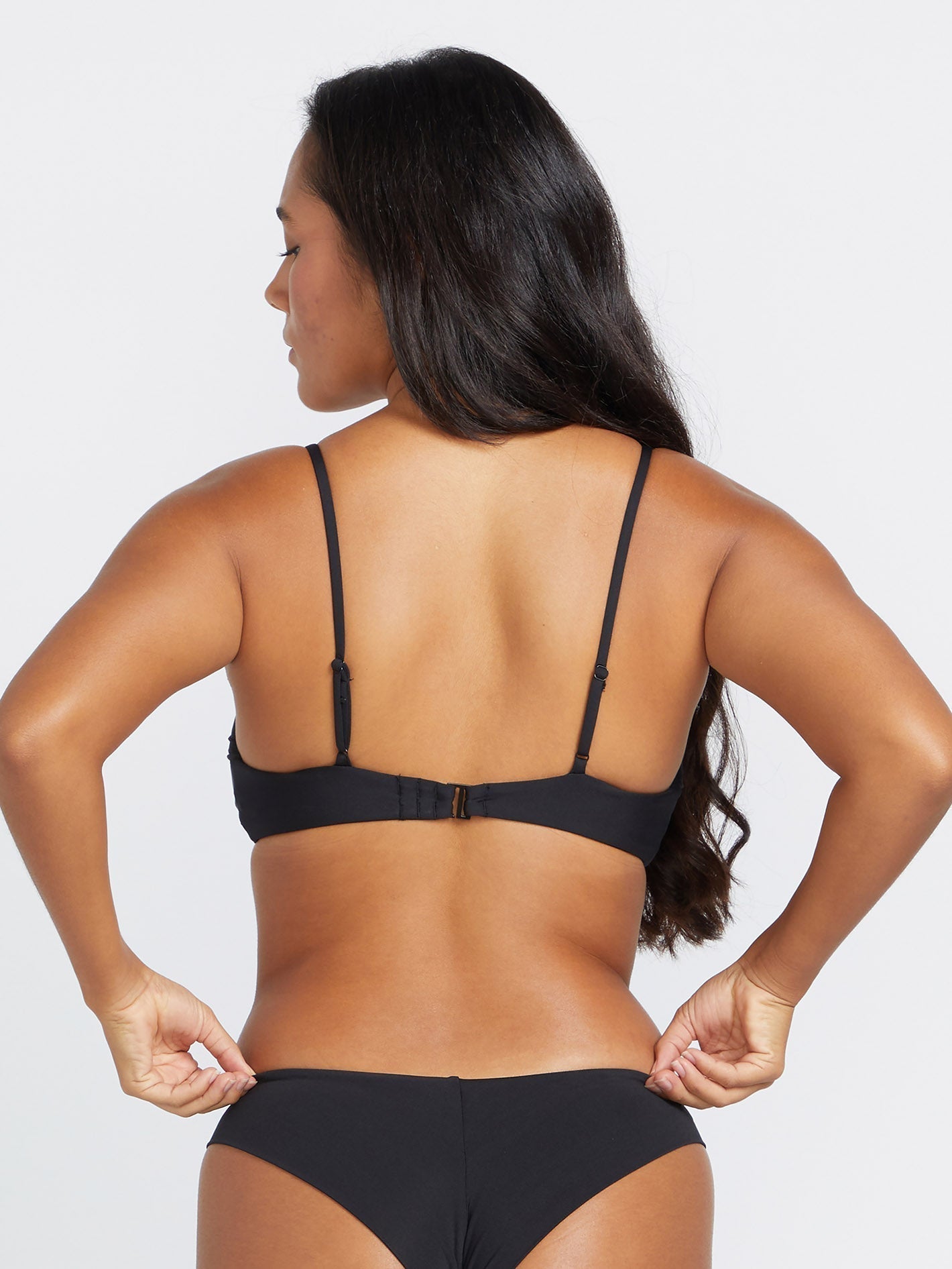 Simply Seamless Badeanzug-Oberteil – SCHWARZ