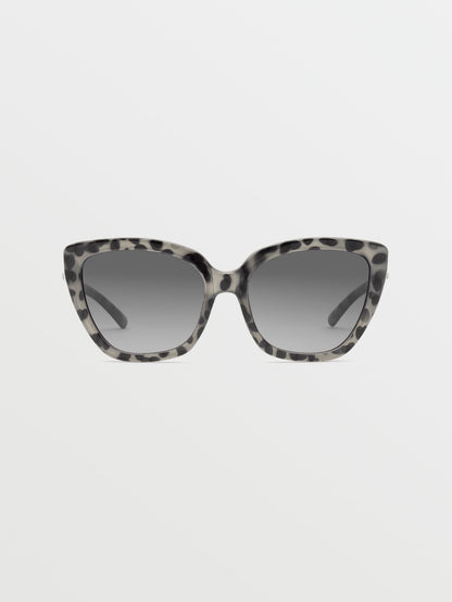 Milli Gloss Nude Tort Sonnenbrille (Graue Verlaufsgläser) – NUTMEG
