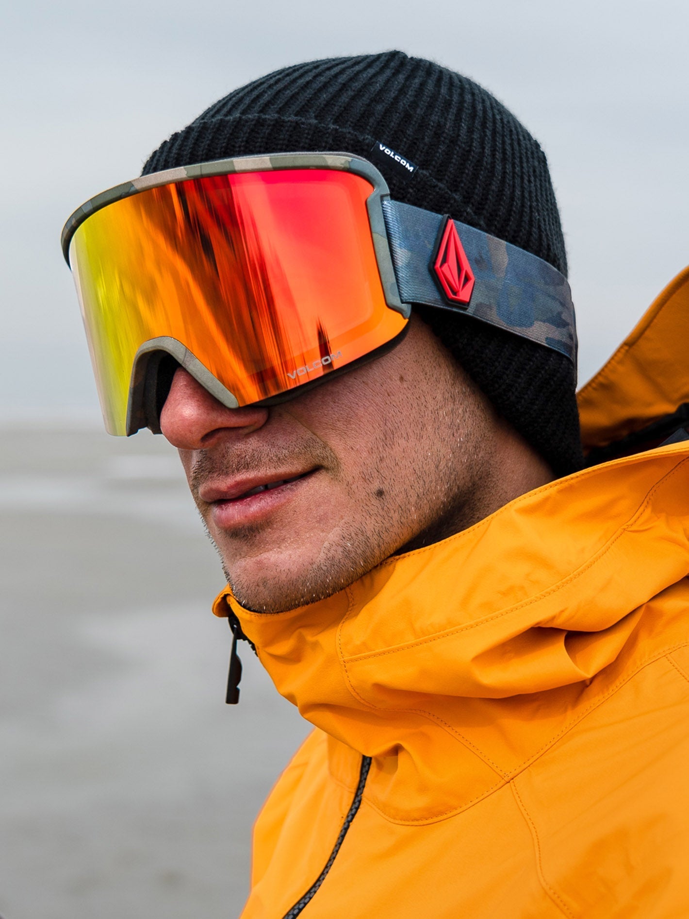 Cloudwash Camo snow mask (+ Yellow Chrome bonus screen) - RED CHROME